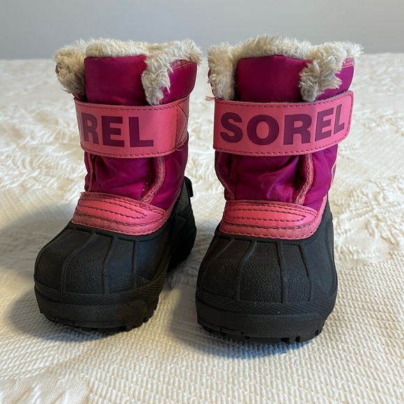 Sorel Snow Commander winter boots, toddler, pink/black, faux fur, little kids 5 - Picture 1 of 9